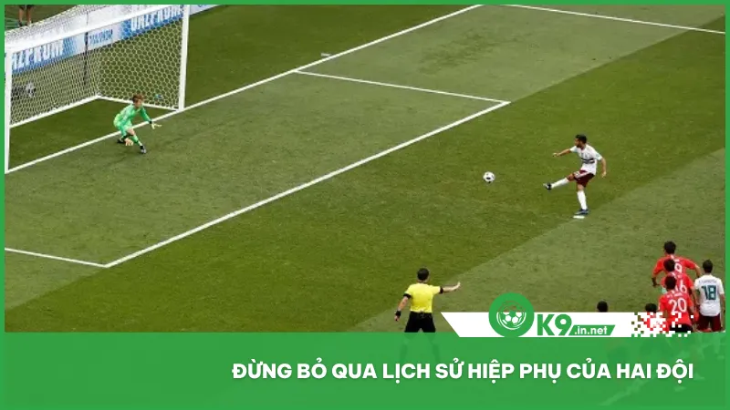 Hãy tham khảo lịch sử thi đấu hoặc thành tích trong hiệp phụ để đưa ra quyết định